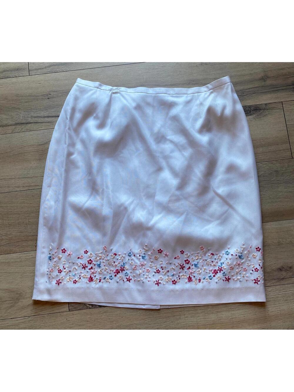 Casual Corner Annex Silk embroidered cream floral skirt size 14w nwt